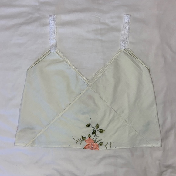 HANDMADE Patchwork Embroidered Off White Cropped Tank Top - Picture 2 of 2